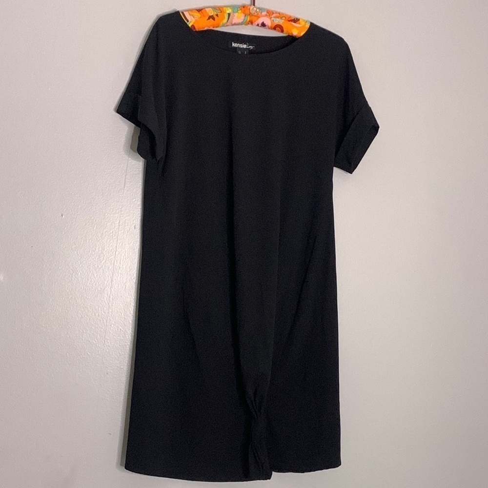 Kensie Short Sleeve Classic New York City black mini gathered dress medium lbd